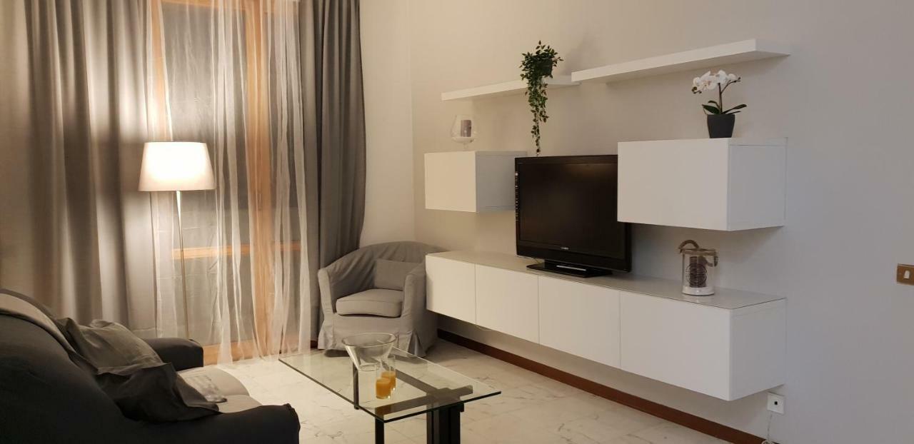 Magenta Comfort Apartment ภายนอก รูปภาพ