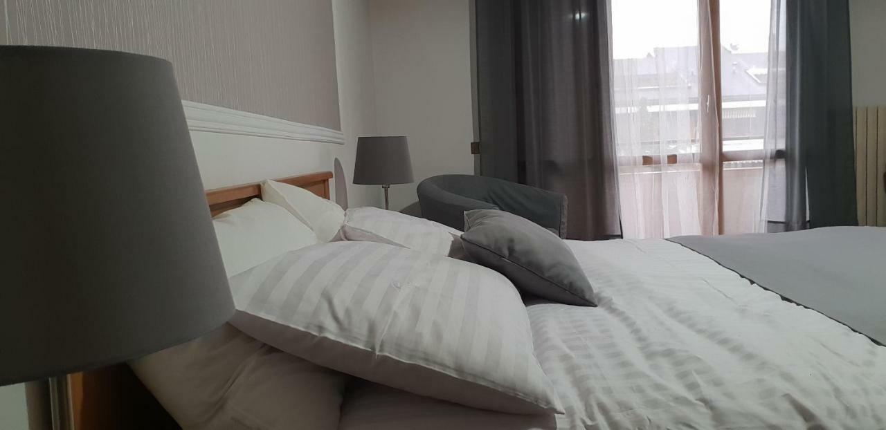 Magenta Comfort Apartment ภายนอก รูปภาพ